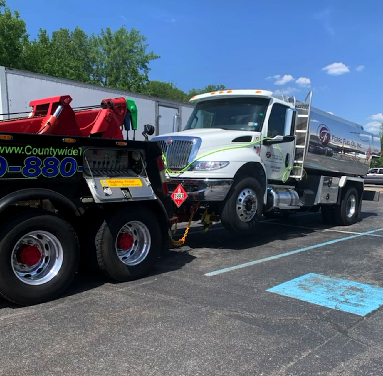 Heavy Duty Wrecker Tow Truck
